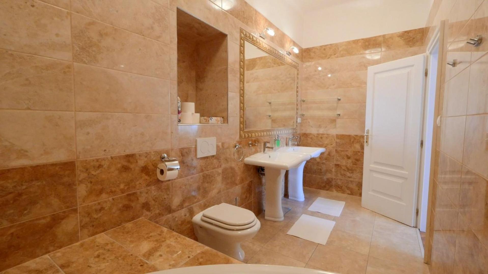 Velky 3i Apartman V Centre Mesta Appartement Bratislava